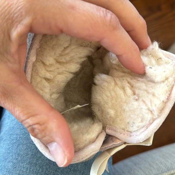 Ugg Jesse Bow boots size 4/5 - Picture 4 of 5